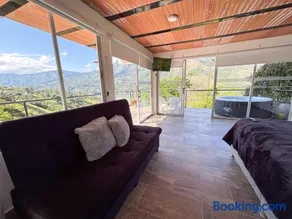 Altavista Tinyhouse - Image 4