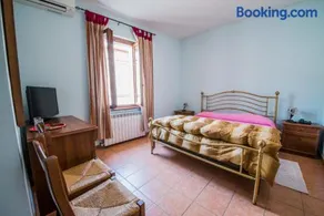 Hotel Fioriti - Image 2