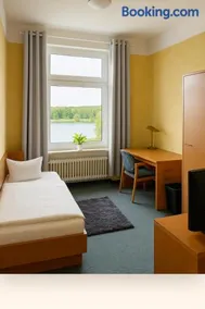 See Schlosshotel am Kellersee - Image 4