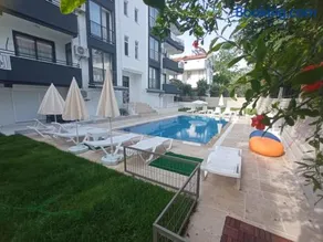 Luxury villa with pool - Image 4