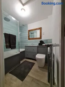The Little Cottage - Peaceful, Dog Friendly Cottage in 5 Acres - Image 4