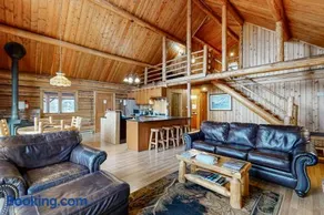 Blacktail Cabin - Image 2