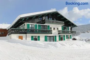 Chalet Fleur des Alpes 1 - Image 2