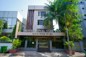 Hotel Royal Stay Inn Near Kokilaben Hospital - Image 2