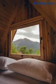 Mountain Camp Outdoor Tara - Image 2