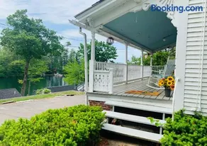 Winnisquam Lake House - Image 5
