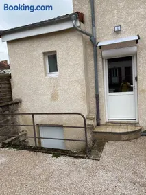 Maison f2 avec cour privative - Image 3