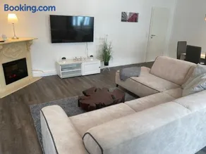 KRABBENNEST Ferienwohnung mit Whirlpool und Infrarotsauna zentral - Image 2