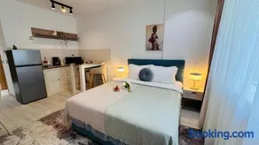 Deluxe Studios - Perfect for Short or Long Stays - Image 3
