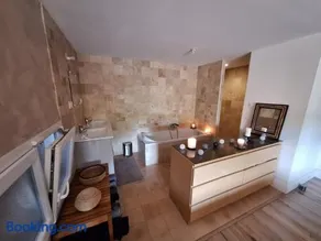 Maison au bord de l'eau - Image 3
