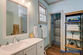 Miazza Cottage in Gulfport - Image 3
