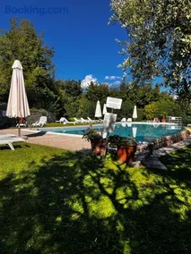 Welcome Traveller Charm Montees Marciaga - Image 1