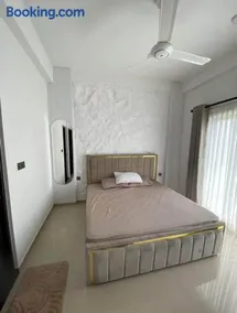 Cantbury golf apartments - Image 2