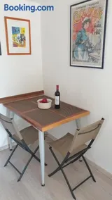 Zest Apartment - Image 4