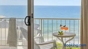 Boorolong 2 - Beachfront Bliss - Holiday Yamba - Image 5