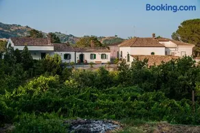 Casa Vacanze Etna - Image 1
