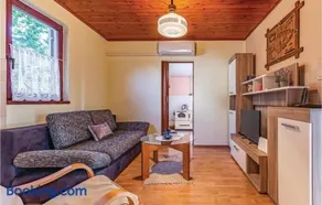 Beautiful Home In Sisan With Wifi - Image 3