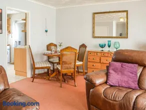 Jenny's - Image 5