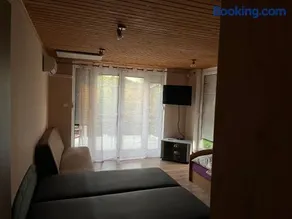 Apartment Jane - Image 2