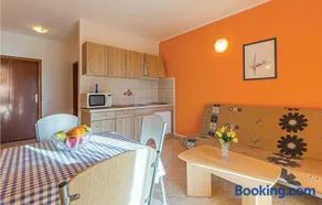 1 Bedroom Awesome Apartment In Sisan - Image 2