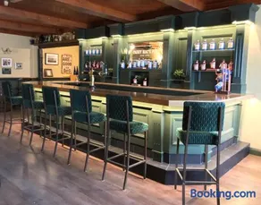 Paddy Mac's Self Catering Holiday Bar - Image 3