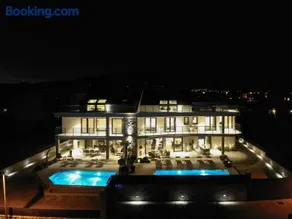 Luxury Beachfront Villa Sea Queen - Kastela - Image 3