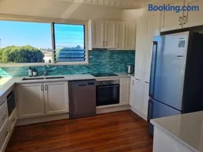 Blue Pacific Holiday Home - Murrah St 73 - Image 2