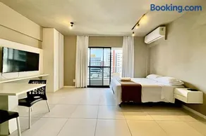 Apê próximo a praia, com ar, piscina, jacuzzi - Image 1