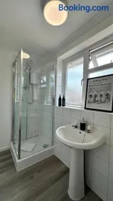 Coolfin House - 3 bed Near Excel & Custom House St - Image 5