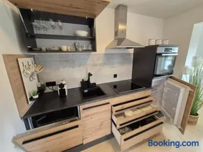 Apartment West - Image 5