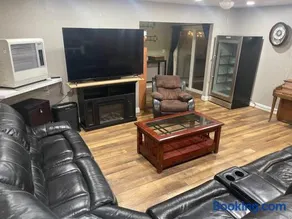 Cute 3 bedroom home in town - Image 1