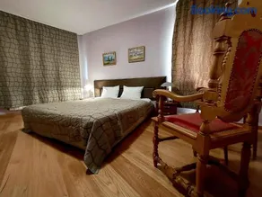 Family Art Hotel Gallery - Image 3