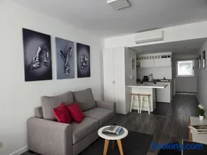 Disfruta de San Telmo con Estilo y Comodidad - Image 3