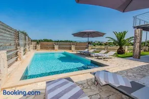 Amazing Villa Ele - Image 5