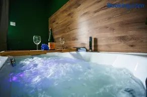 Suite Kozhi - Balnéo privative, Billard, Vidéoprojecteur - Proche Lorient - Image 3