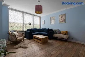 Portobello Charming Seaside 3-BR Holiday Apartment - Image 3