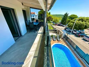 NIKO - big apartment with stunning sea view and pool - Image 1