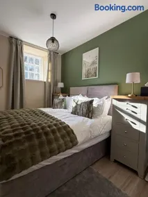 Townhouse - Image 2