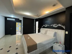 Shop Motel - Image 3