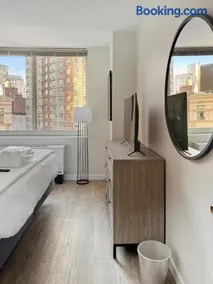 NYC Midtown Apt Blocks Away From Times Square - Image 2