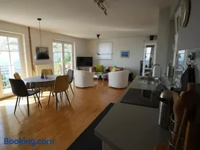 Vineyard cottage SkyView - Image 3