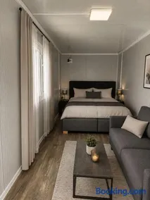 Glamping Schlaf-Container Spielberg Red Bull Ring - Image 1