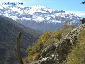 Gran Casa y Parcela de Campo y Montaña a 90 minutos de Santiago - Image 1
