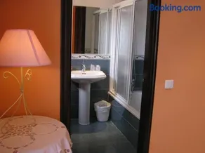 Hotel Entreviñes - Image 3