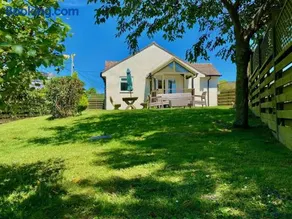 Golden Acre Jurassic Coastal Lodges - Image 1