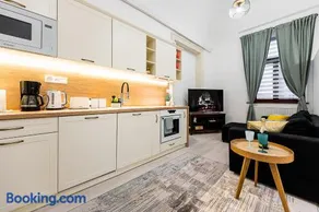 Mlynska Center Apartment Kosice with private Parking - Image 3