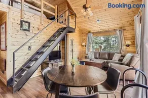 Mountain Cabin In Woods And Views Hot Tub - Image 2