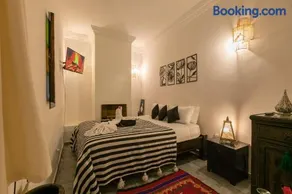 Riad Iklil Aljabal - Image 1