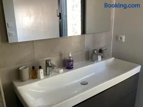 Welcome Villa - Image 4