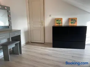 NYNO DIGRABEN - House for Rent - Image 2
